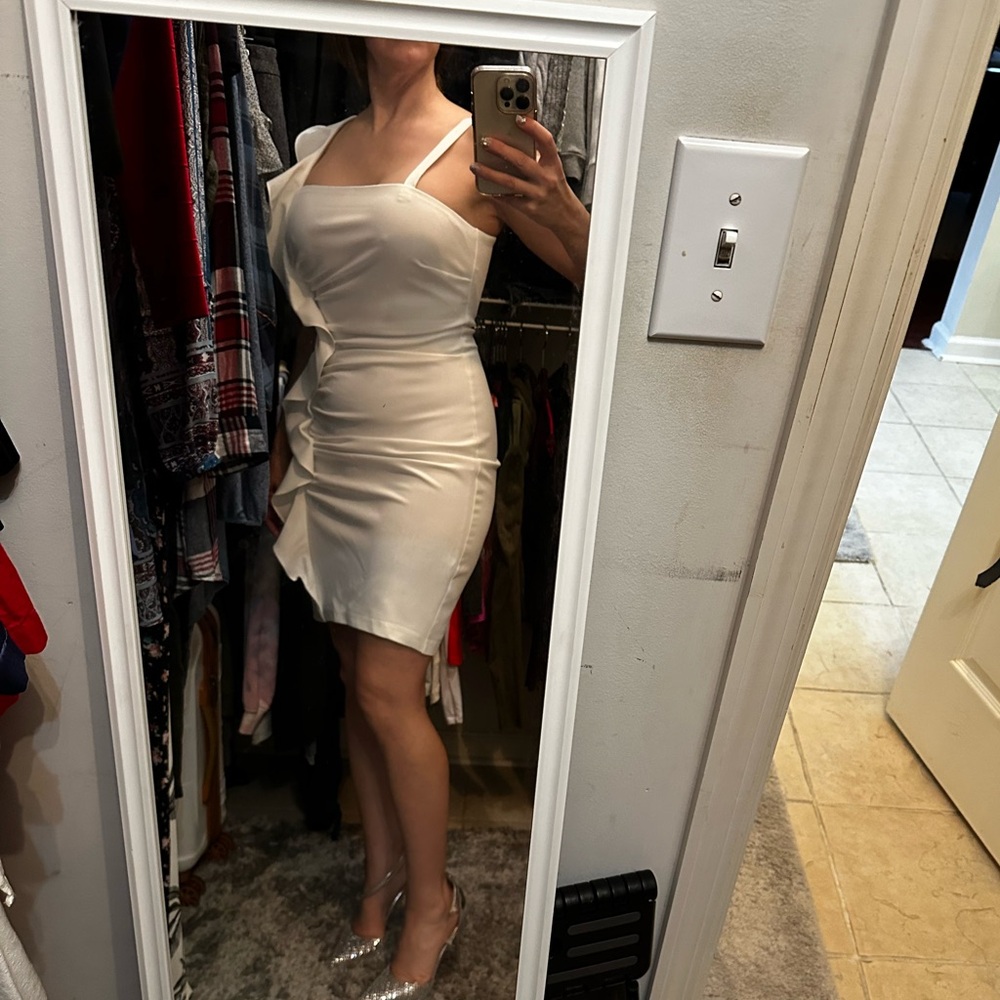 Guess White Ruffle Dress - Picture 2 of 4